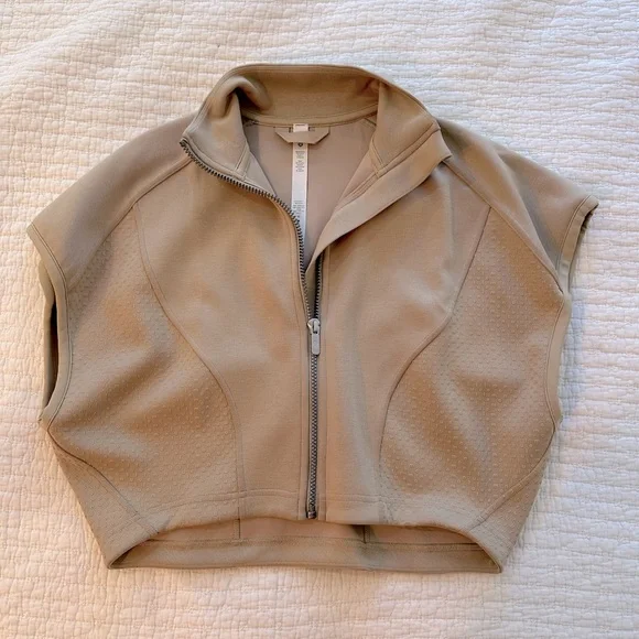 Lululemon Beige Zip Crop Vest - Picture 2 of 7